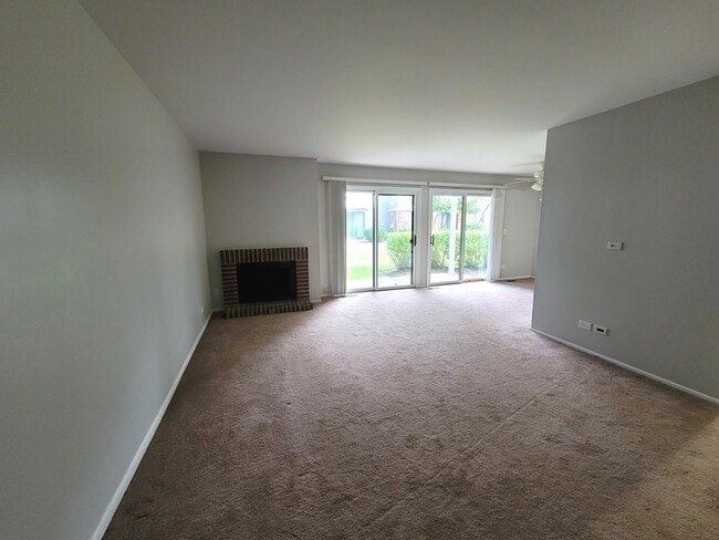 Photo - 1460 7 Pines Rd Unit B1