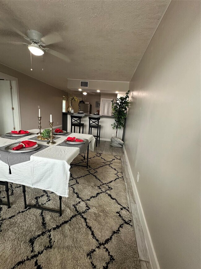 Photo - 2175 NE 56th St Unit 106