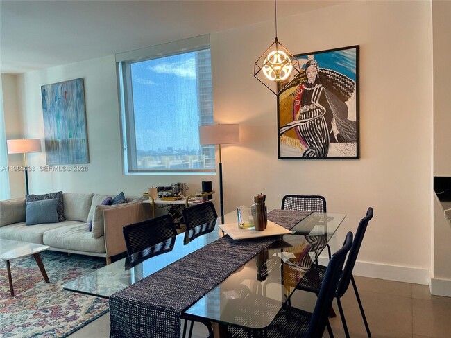 Photo - 55 SE 6th St Unit 1407