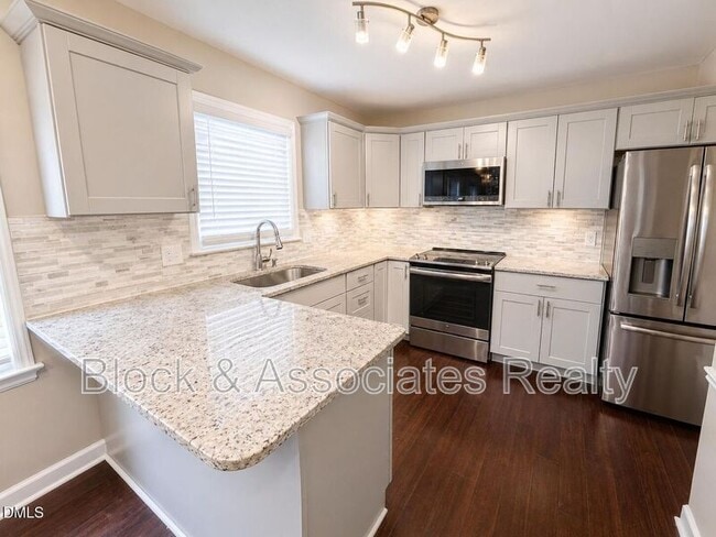 Photo - 200 Westbrook Dr