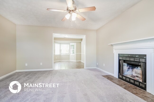 Photo - 3618 Chinaberry Ln