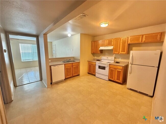 Building Photo - 415 E 4th Ave Rental
