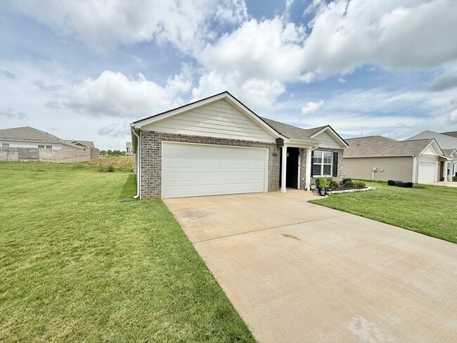 Photo - 117 Crescent Cir