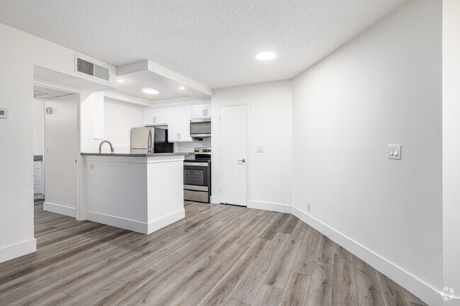 1 dormitorio, 1 baño - 766 pies cuadrados - Comedor - 339 Ardmore