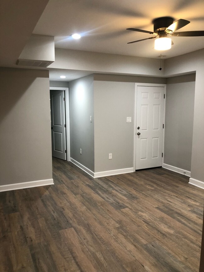 Living Room - 2737 Maryland Ave Unit 2