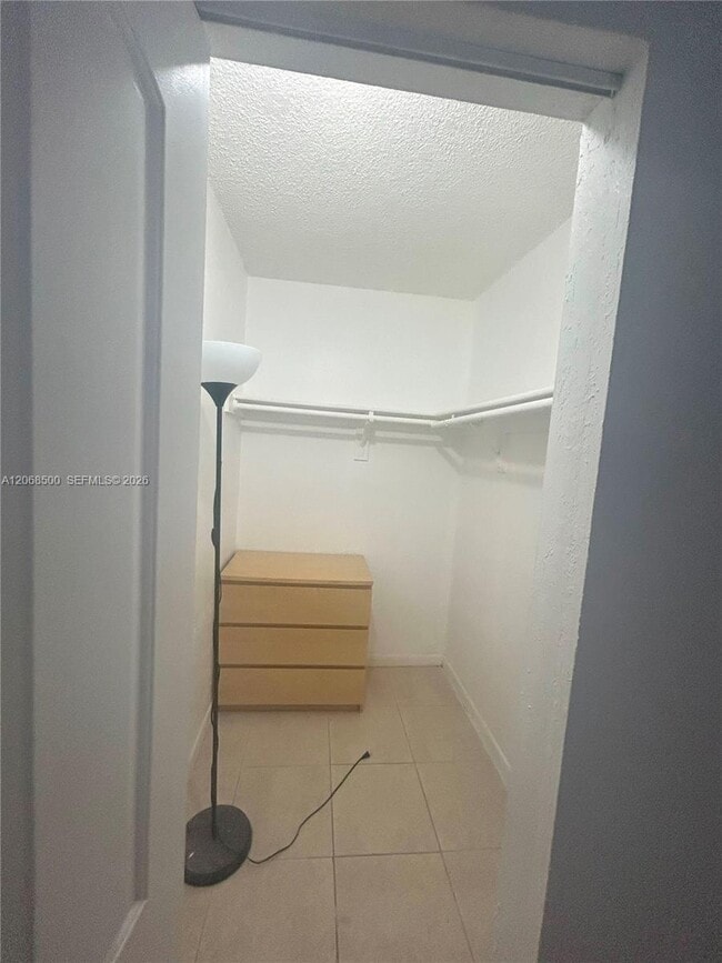 Photo - 6950 Miami Gardens Dr Unit 2-117A