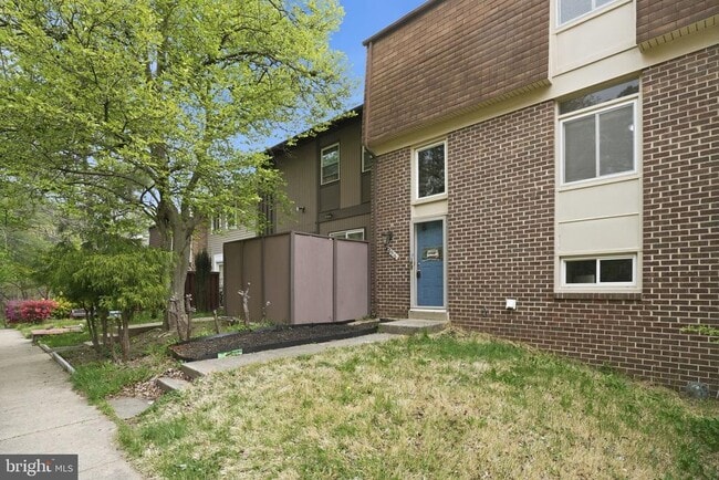 Building Photo - 2916 Cantania Pl