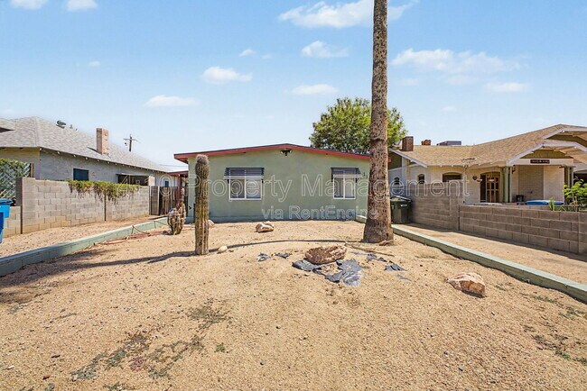 Photo - 1117 N 13th St Unit 2