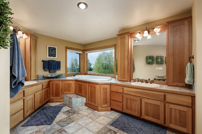 Photo - 3322 Stoney Ridge Rd