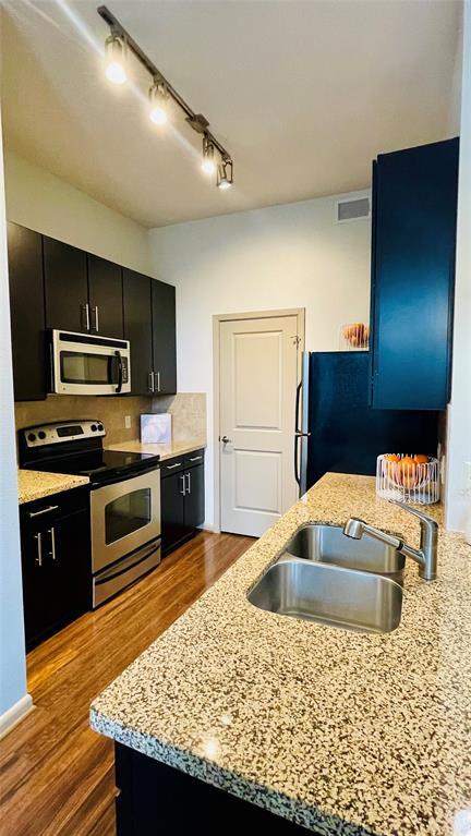 Photo - 206 McGowen St Unit 2103