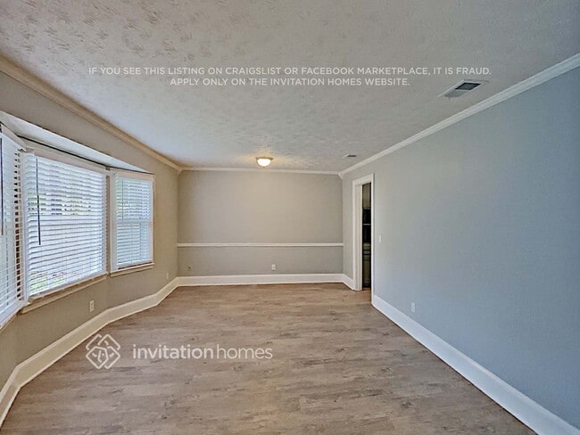 Photo - 3246 Bruckner Blvd SW