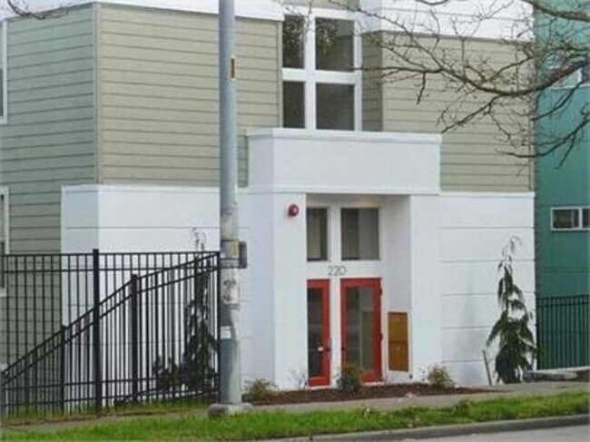 Photo - 220 23rd Ave E Rental