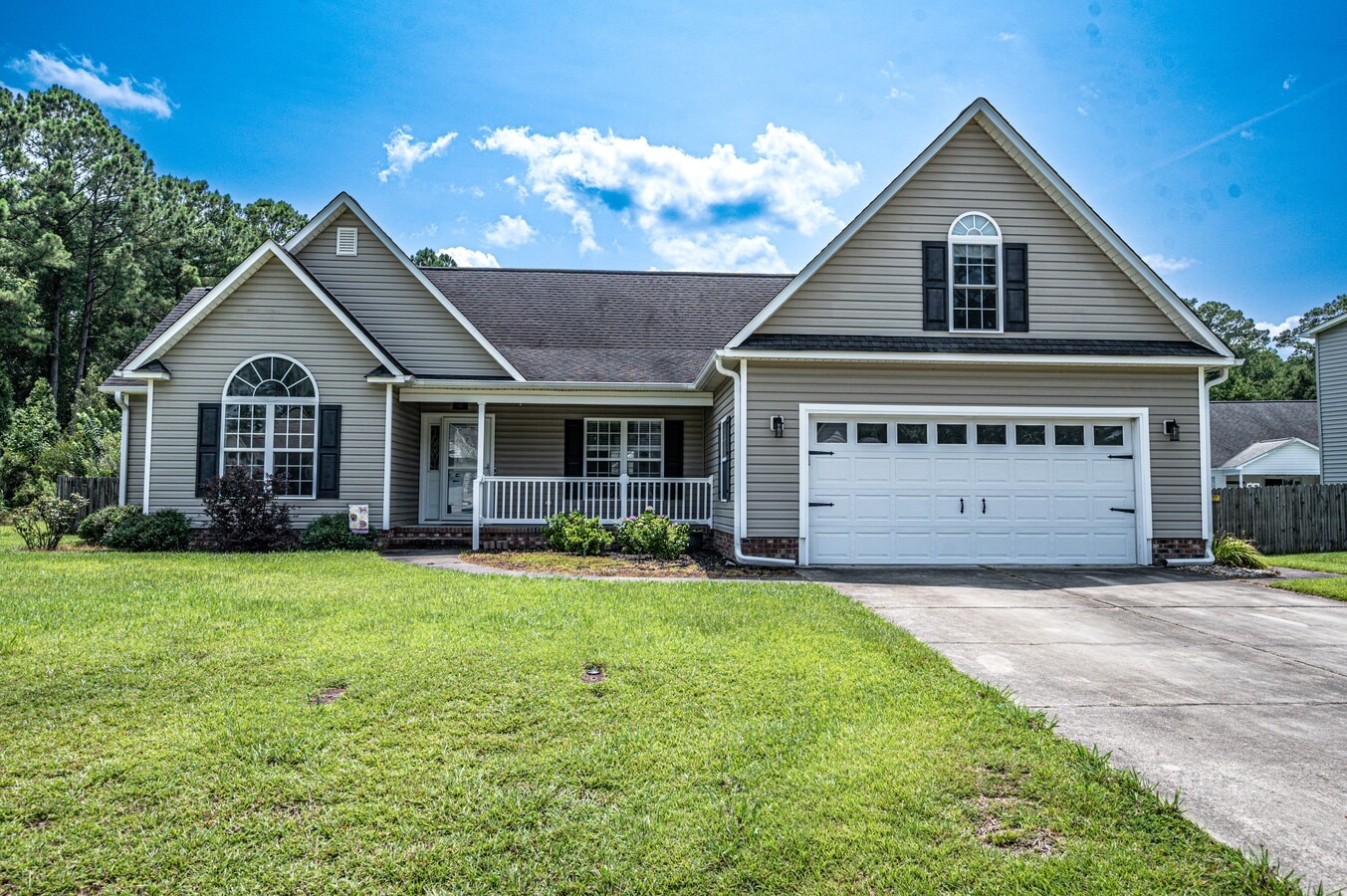Photo - 307 Croatan Woods Dr