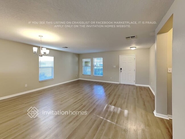 Photo - 14620 Tullamore Loop