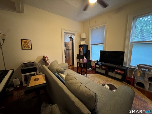 Photo - 49 Edwards St Unit 1A