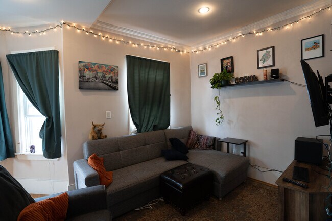 Photo - 66 Mozart St Unit #3