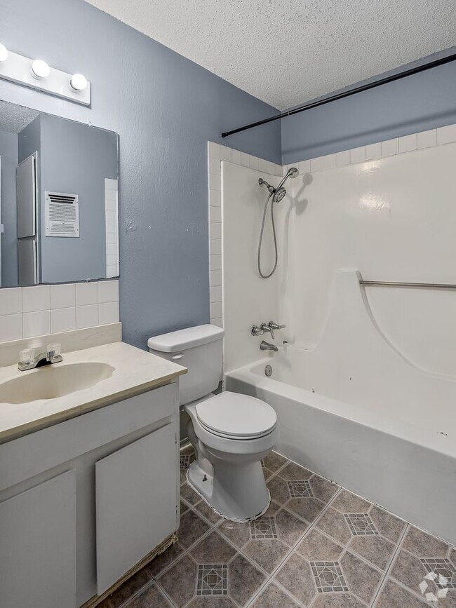Building Photo - Sunset Square Rental