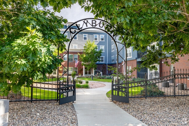 26th Ave Entrance
