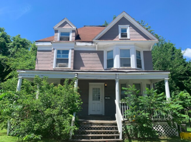 Building Photo - 3 Crandall St