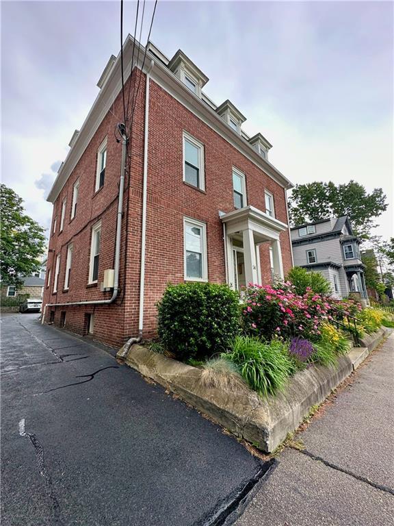 Photo - 54 Pitman St Unit 5