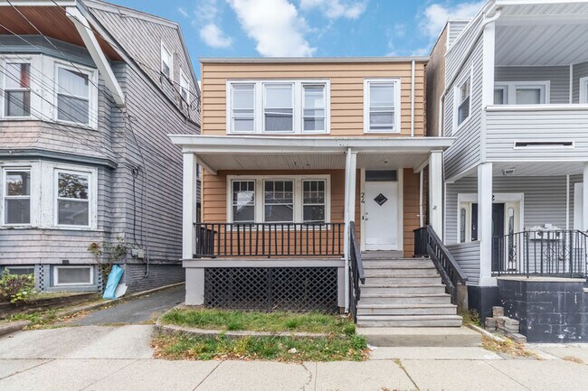 Building Photo - 24 Wheeler St Unit 1