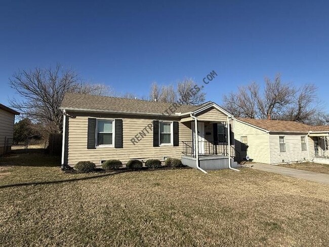 Photo - 3121 N Lindsay Ave