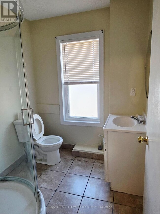 Photo - 200 Hellems Ave