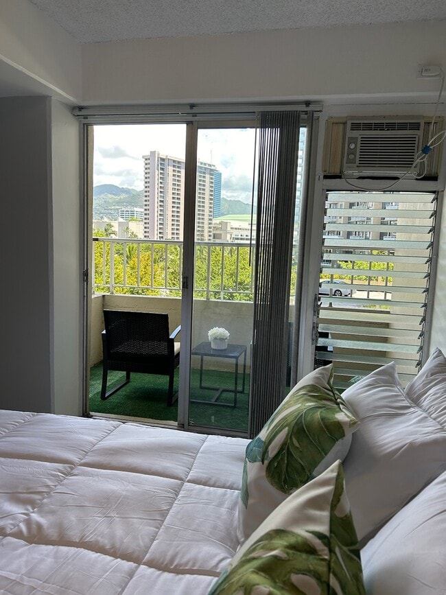 Photo - 1690 Ala Moana Blvd