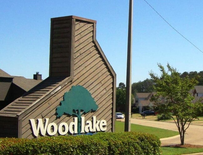 Photo - Reservoir living with utilities included for $2200!!