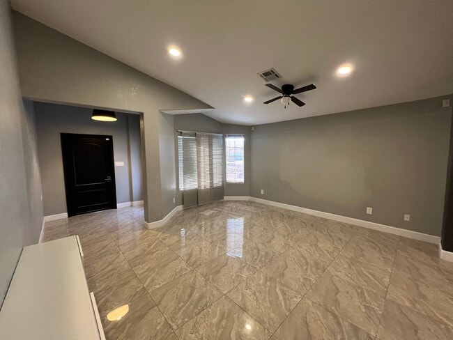 Photo - NICE 3 BED 2 BATH!