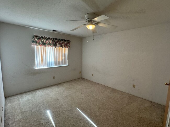 Photo - 3 bedroom 2 bath house in established neighborhood