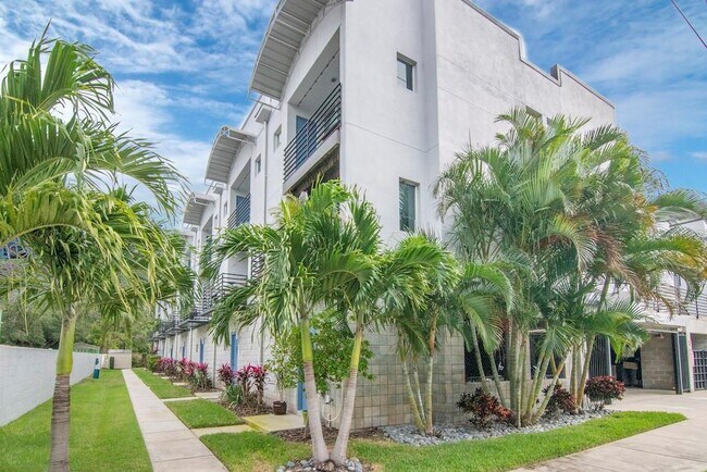Building Photo - 5008 S MacDill Ave Unit 24 Rental