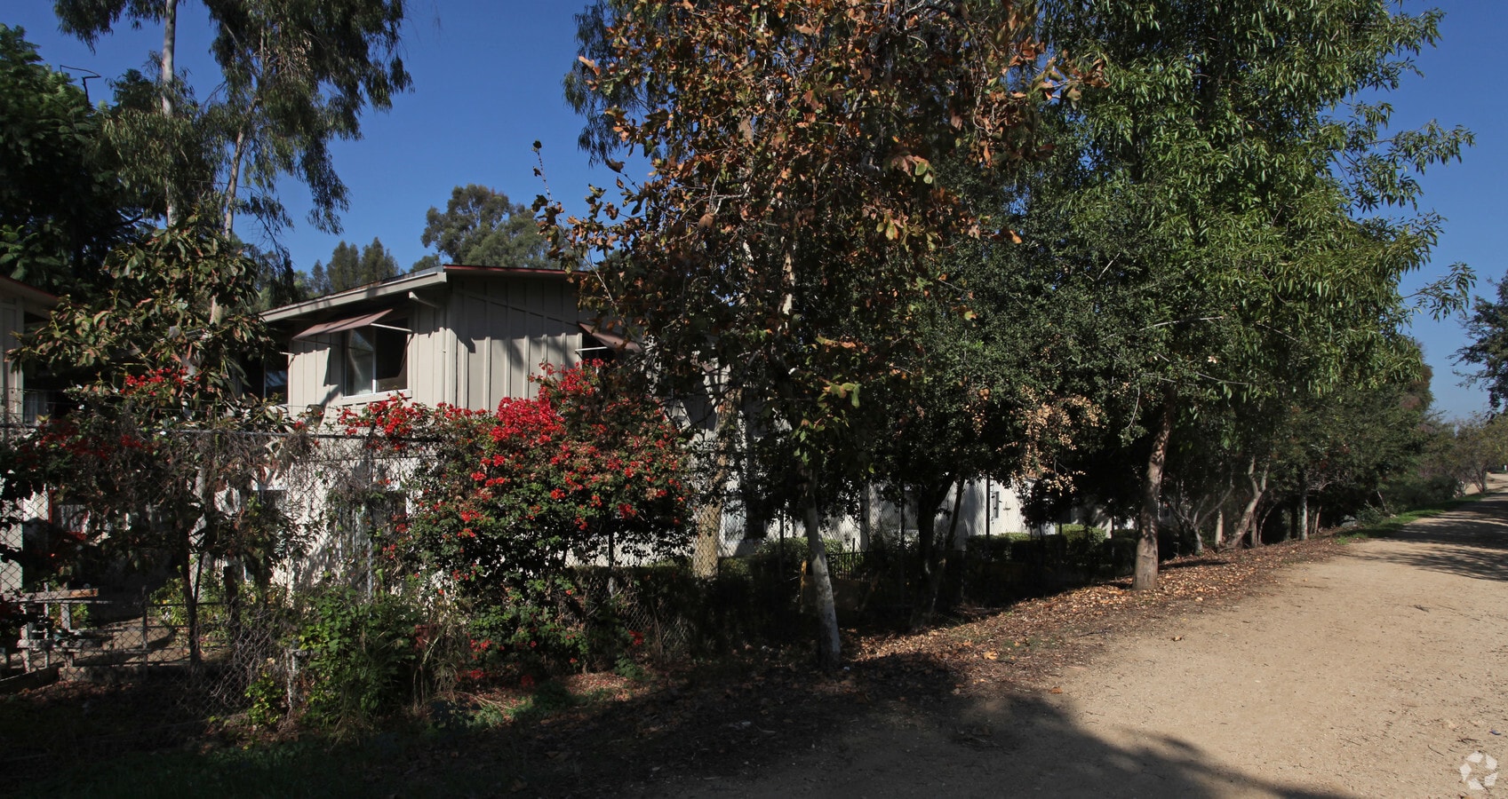 Photo - Highland Village Apartments
