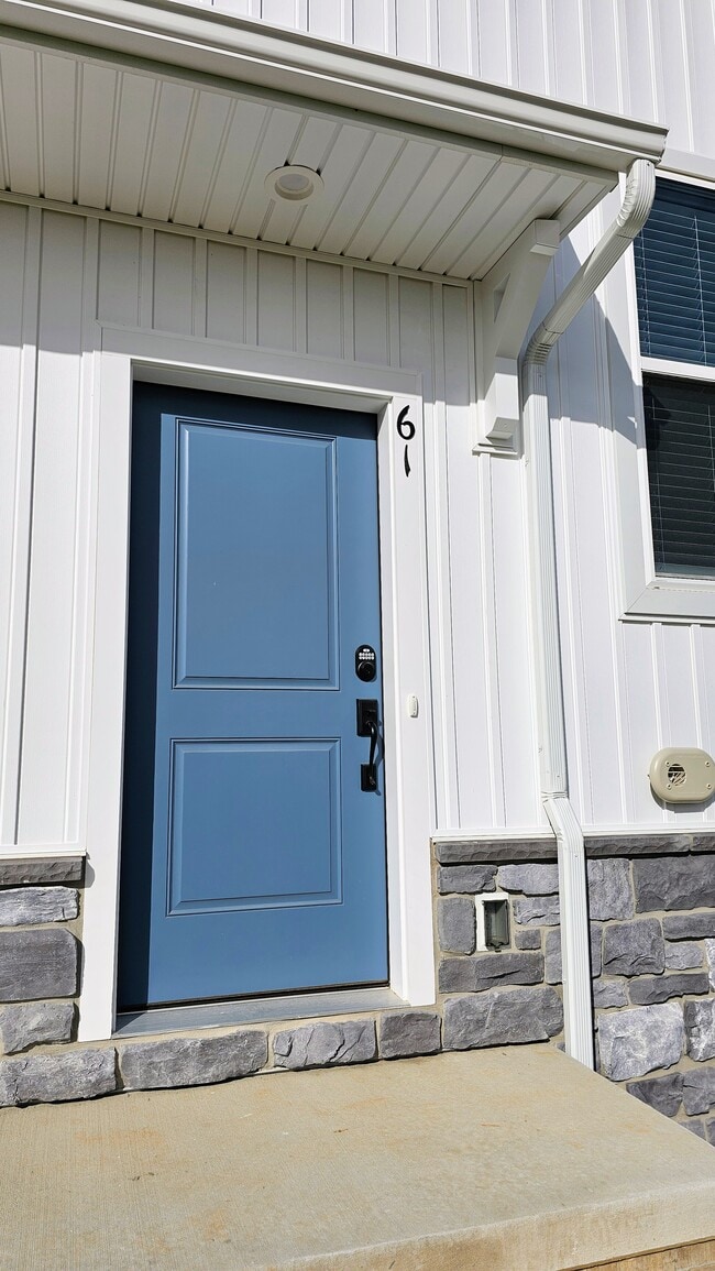 Photo - 61 N Conifer Dr