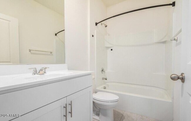 Photo - 19424 W Elm St