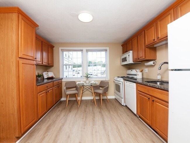 Building Photo - 7 Montvale St Unit 7 Montvale