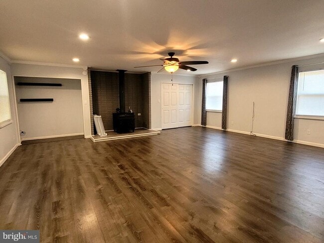Photo - 6 Tudor Ct