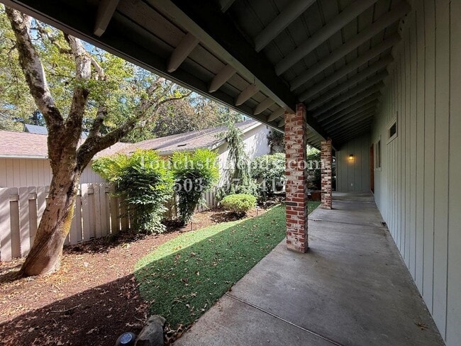 13540 SW Hyland Park Ct