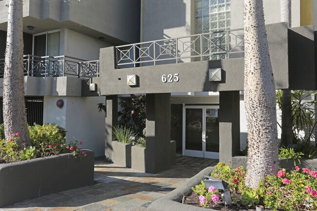 Hauser Apartments