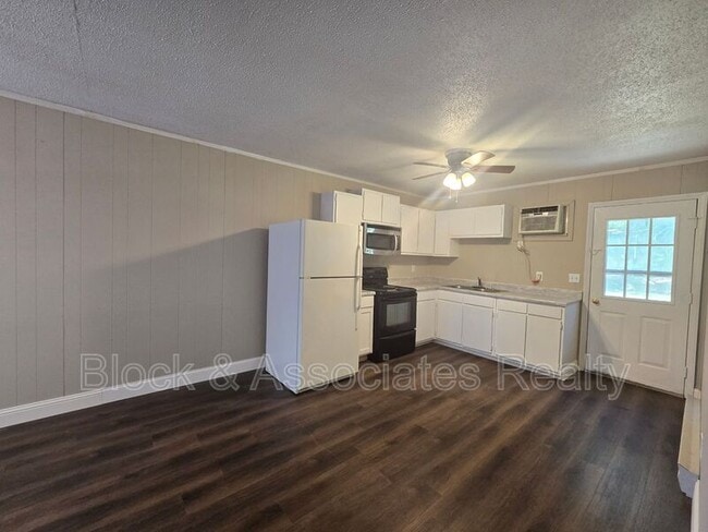 Photo - 506 Lake Dr Unit Apt G