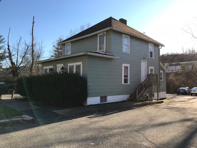 527 Richland Ave Unidad 527.5 Richland Avenue