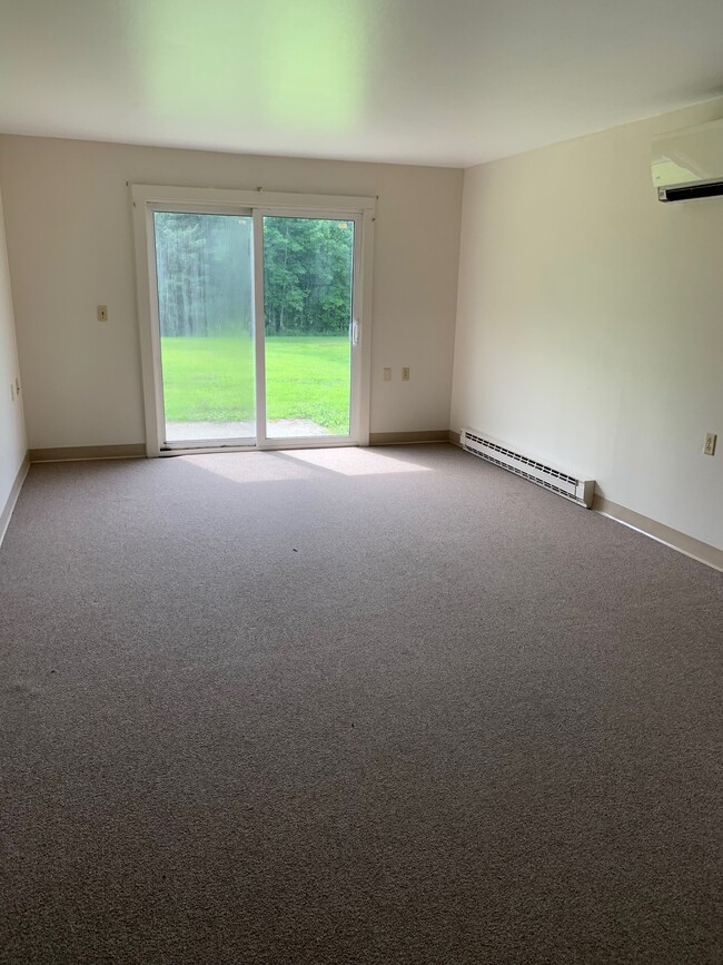 Photo - 930 W Main St Unit 1