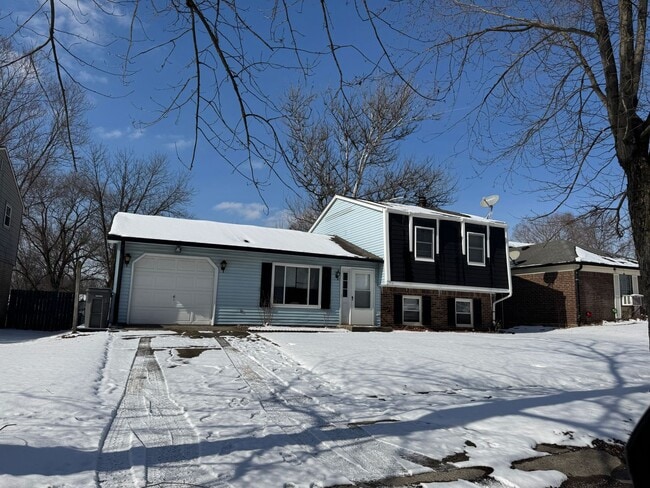 Building Photo - 5508 Meckes Ln