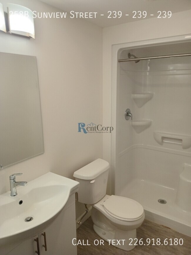 Photo - 258B Sunview St