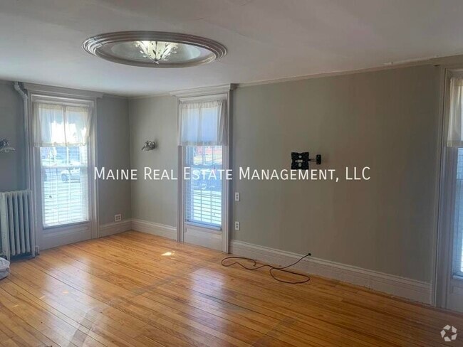 Building Photo - 109 State St Unit 1 Rental