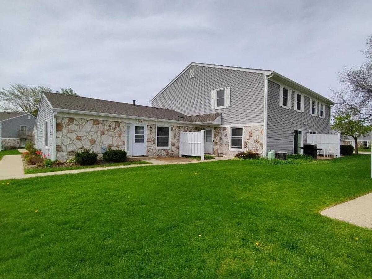 Photo - 1044 Boston Hbr