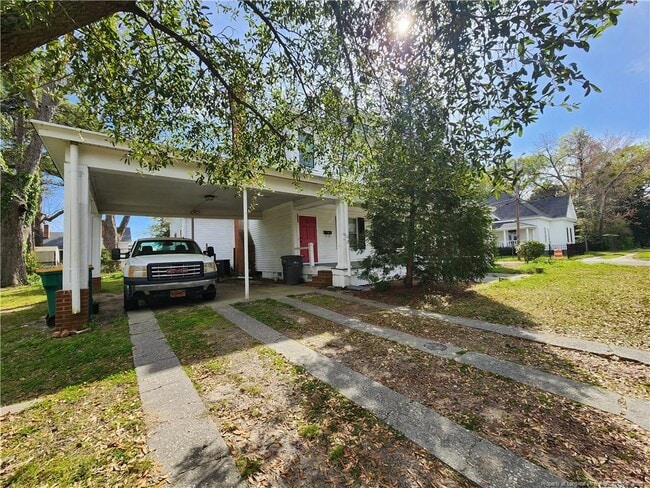 Photo - 205 W 9th St