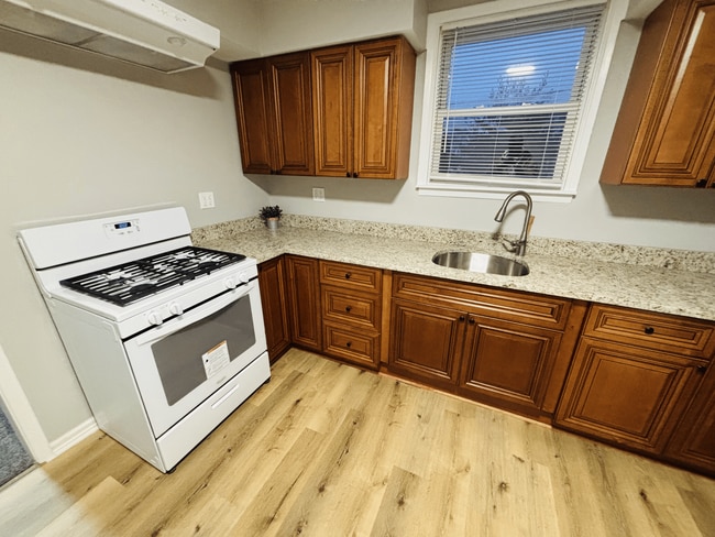 Photo - 2315 E End Ave Unit 2