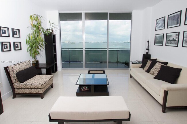 Building Photo - 7901 Hispanola Ave Unit 1201