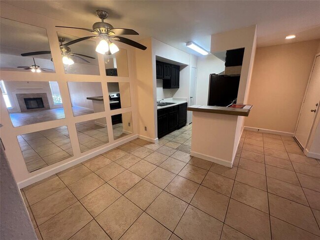 Photo - 10202 Forum Park Dr Condo